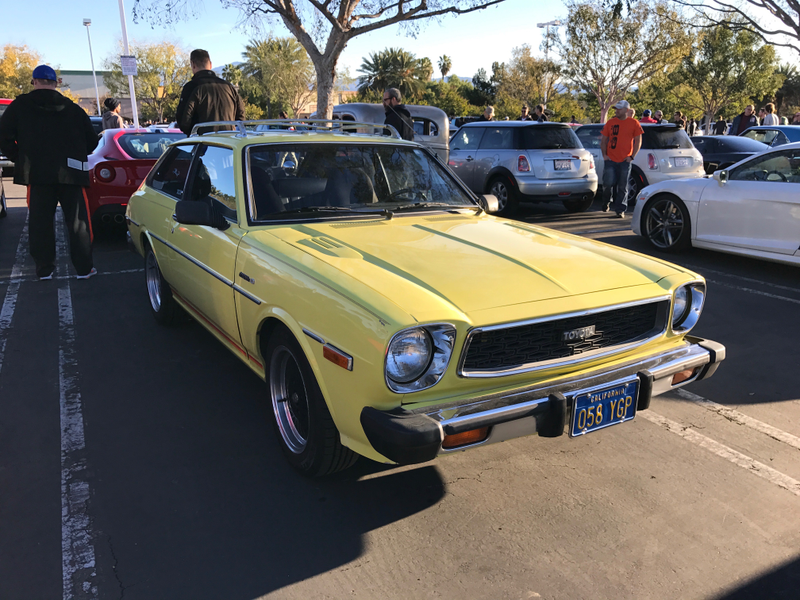 Illustration for article titled Cars and Coffee, Aliso Viejo - Dec 3, 2016 (HUGE PHOTODUMP)